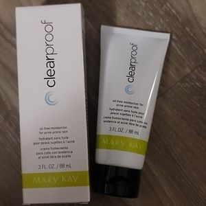 🧴NIB Clear Proof Oil-Free Moisturizer🧴